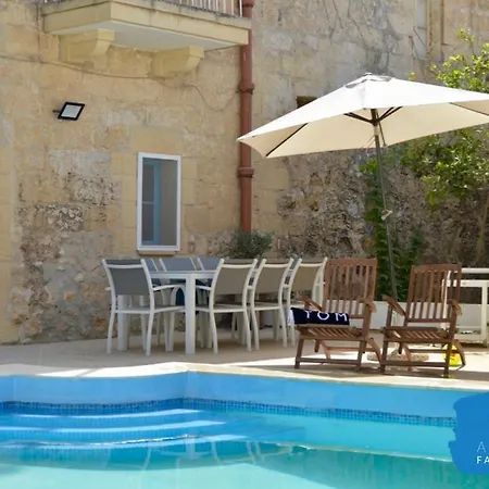 Azzurro Gozo Farmhouse * Nadur