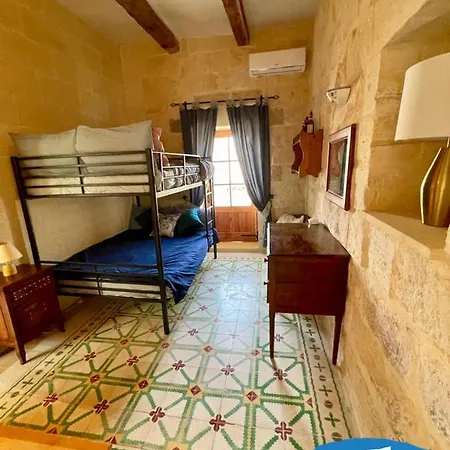 Azzurro Gozo Farmhouse Villa *